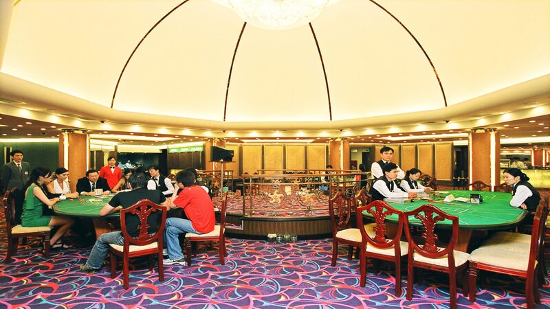 Cần nắm rõ các lưu ý để chơi an toàn tại Hồng Vận Casino